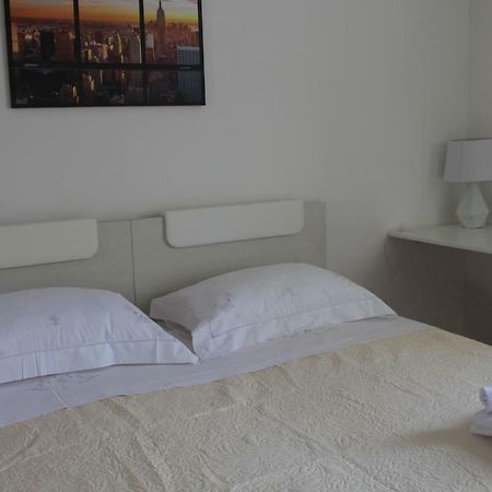 Apartment Petra Спліт Екстер'єр фото
