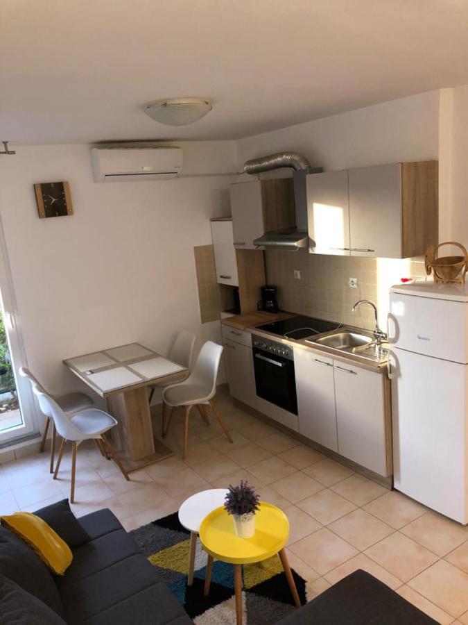 Apartment Petra Спліт Екстер'єр фото