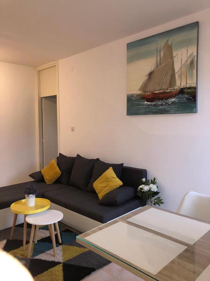 Apartment Petra Спліт Екстер'єр фото