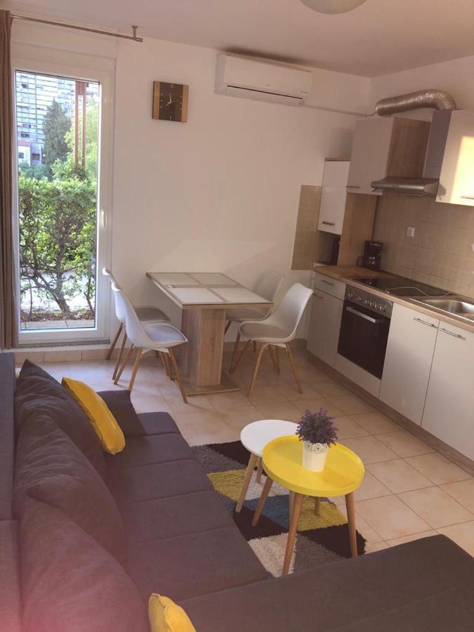Apartment Petra Спліт Екстер'єр фото